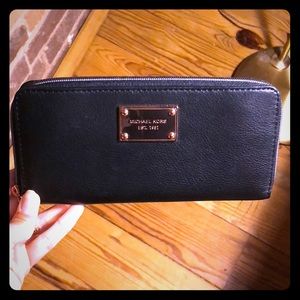 Leather Michael Kors Wallet